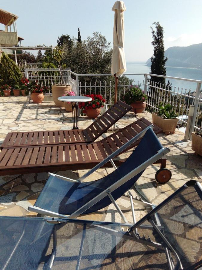 Villa Deep Blue à Áyios Nikítas Extérieur photo