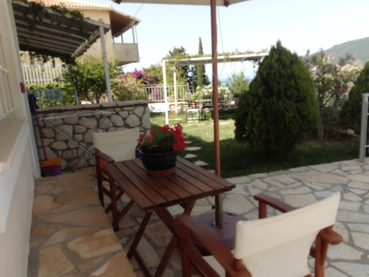 Villa Deep Blue à Áyios Nikítas Extérieur photo